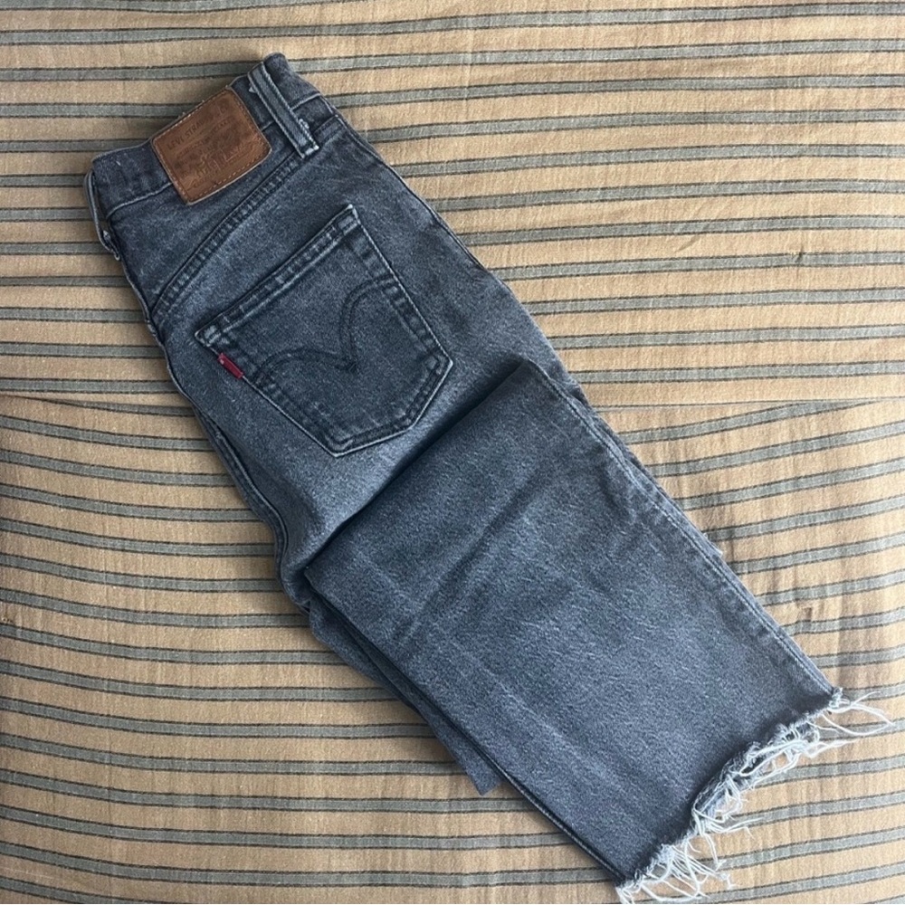 Levis Straight Ribcage- Washed Black